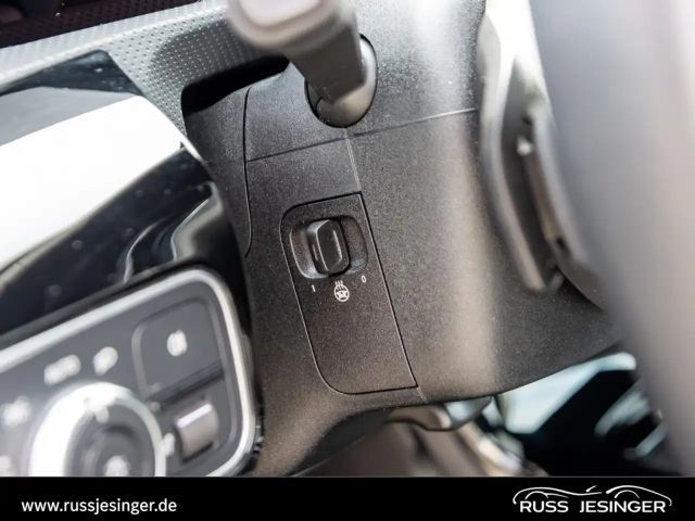 Mercedes-Benz A 200 Progressive