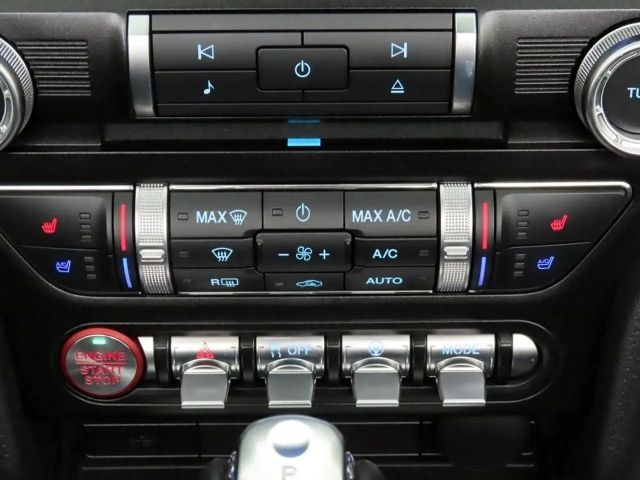 Ford Mustang Convertible GT 5.0 V8