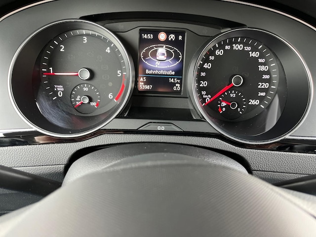 Volkswagen Passat 2.0 TDI Business DSG Variant