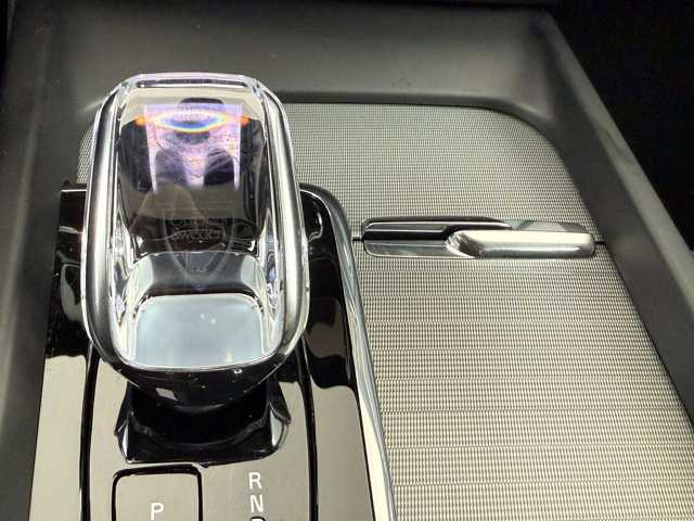 Volvo XC60 AWD Plus T8