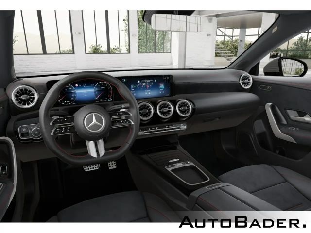 Mercedes-Benz CLA 180 AMG Line Coupé