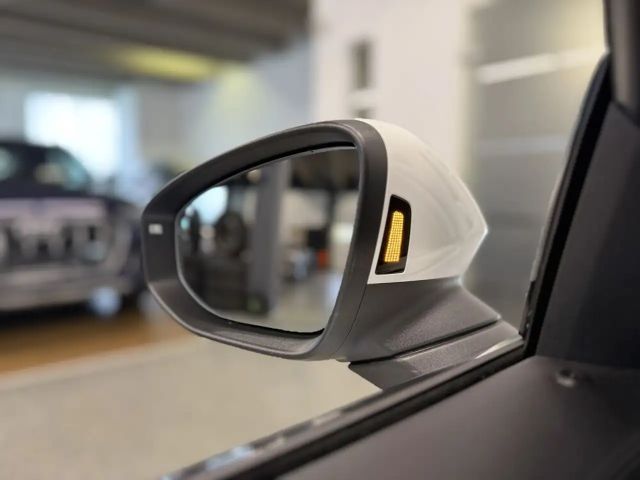 Volkswagen Passat 1.5 eTSI