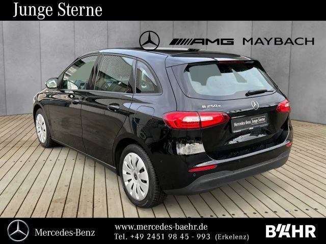Mercedes-Benz B 250 B 250 e
