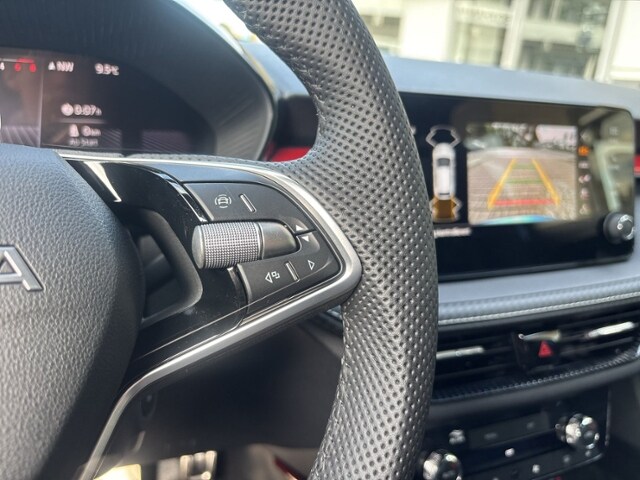 Skoda Fabia 1,0 TSI DSG TEMPOMAT+RÜCK.KAM+SHZ+LED