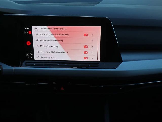 Volkswagen Golf DSG Life Variant