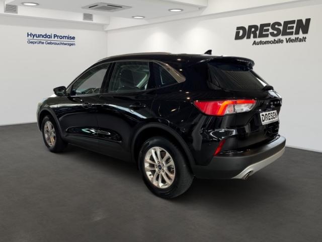 Ford Kuga AWD Hybrid Titanium