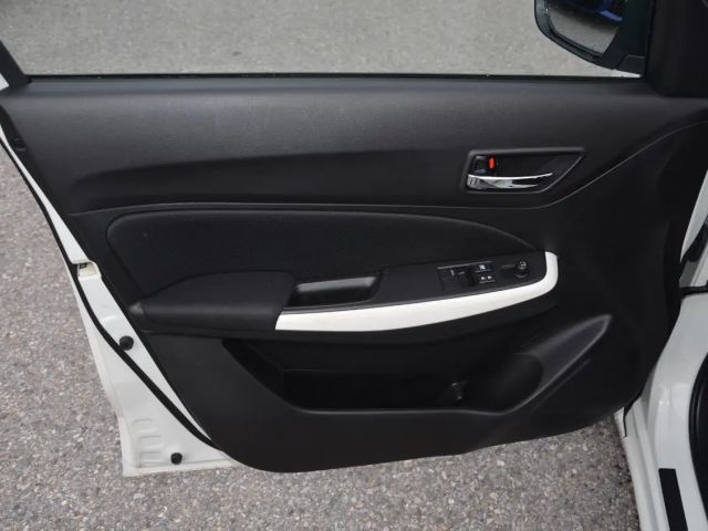 Suzuki Swift Clear Hybrid