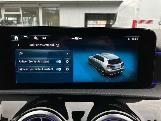 Mercedes-Benz A 200 AMG Line