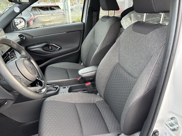 Toyota Yaris Cross 4x2 5-deurs