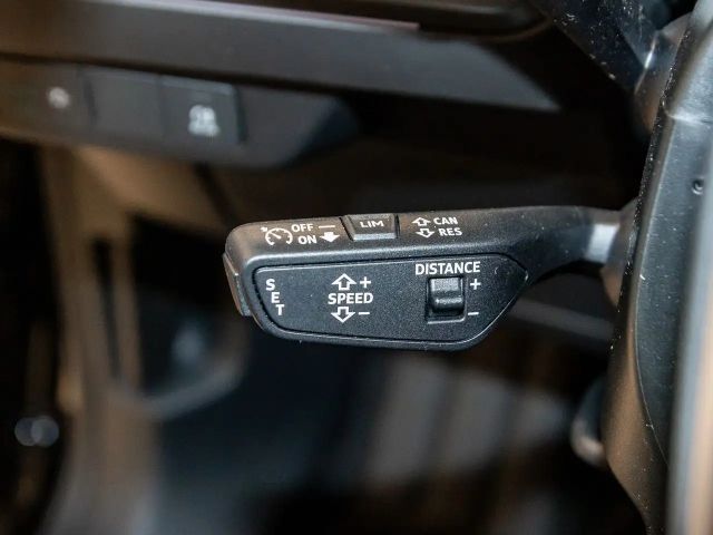 Audi Q4 e-tron 45 e-tron 210 kW Keyless VC