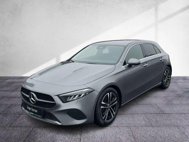 Mercedes-Benz A 180 A 180 d Progressive