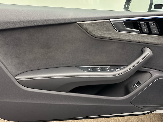 Audi A5 40 TFSI Cabriolet S-Tronic