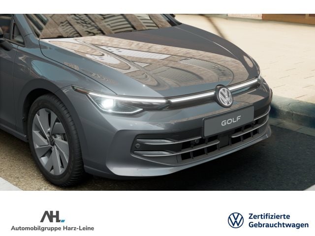 Volkswagen Golf 1.5 eTSI DSG Golf VIII IQ.Drive