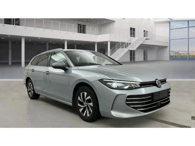 Volkswagen Passat 1.5 eTSI Business Variant