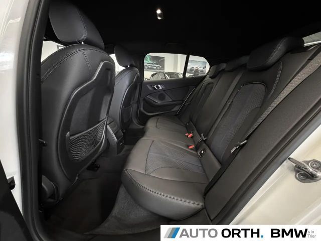 BMW 118 118i M-Sport Sedan