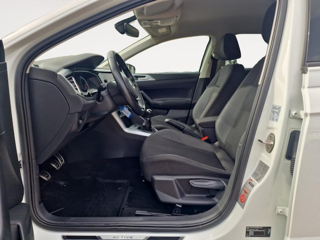 Volkswagen Polo VI 1.0 KlimaA SHZ Navi