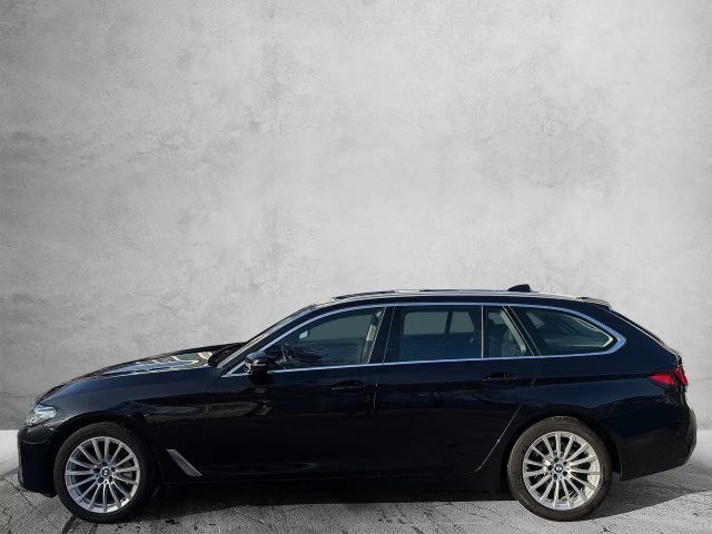 BMW 530 530i Touring xDrive