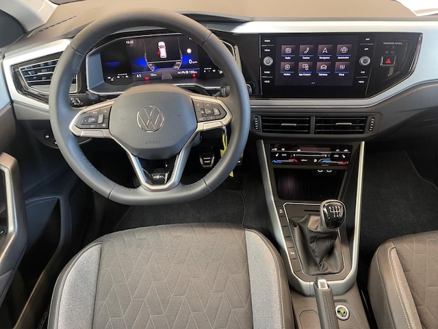 Volkswagen Polo 1.0 l 5-Gang IQLight Navi Virtual LED