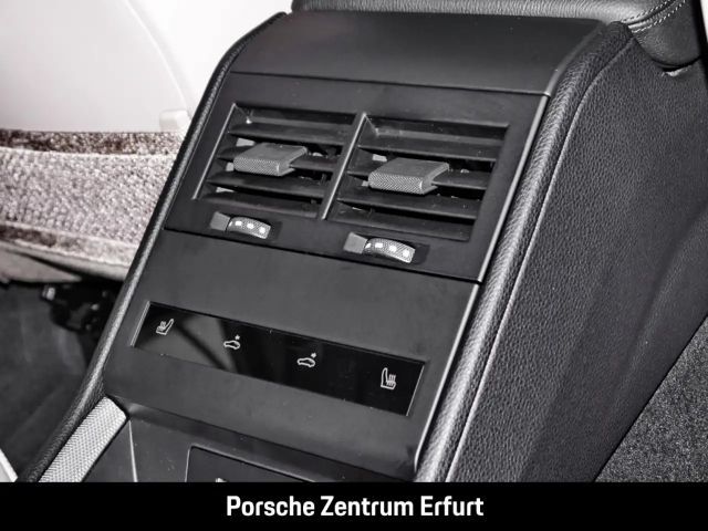 Porsche Panamera 4 E-Hybrid