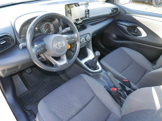 Toyota Yaris 1.0 VVT-i Comfort Hatchback