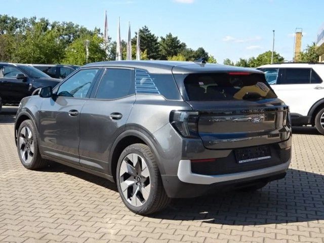 Ford Explorer Extended range Premium RWD