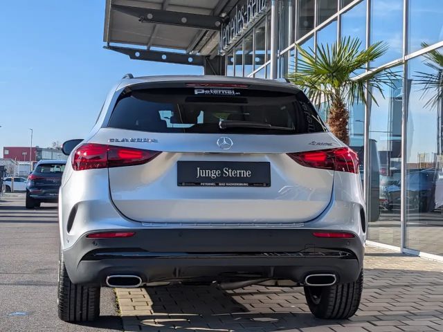 Mercedes-Benz GLA 200 4MATIC AMG Line GLA 200 d