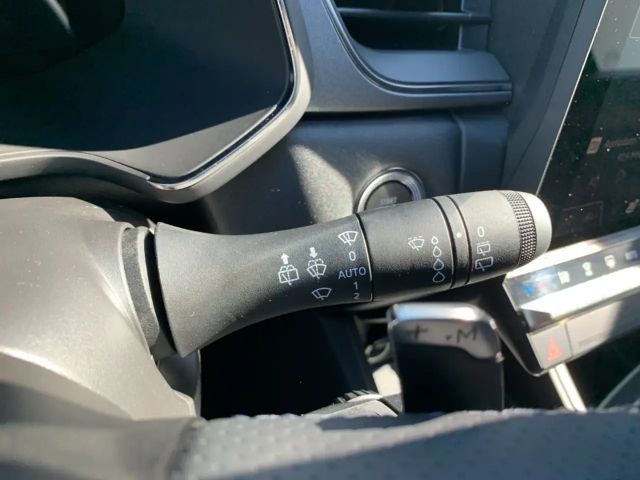 Renault Captur EDC Hybrid Techno