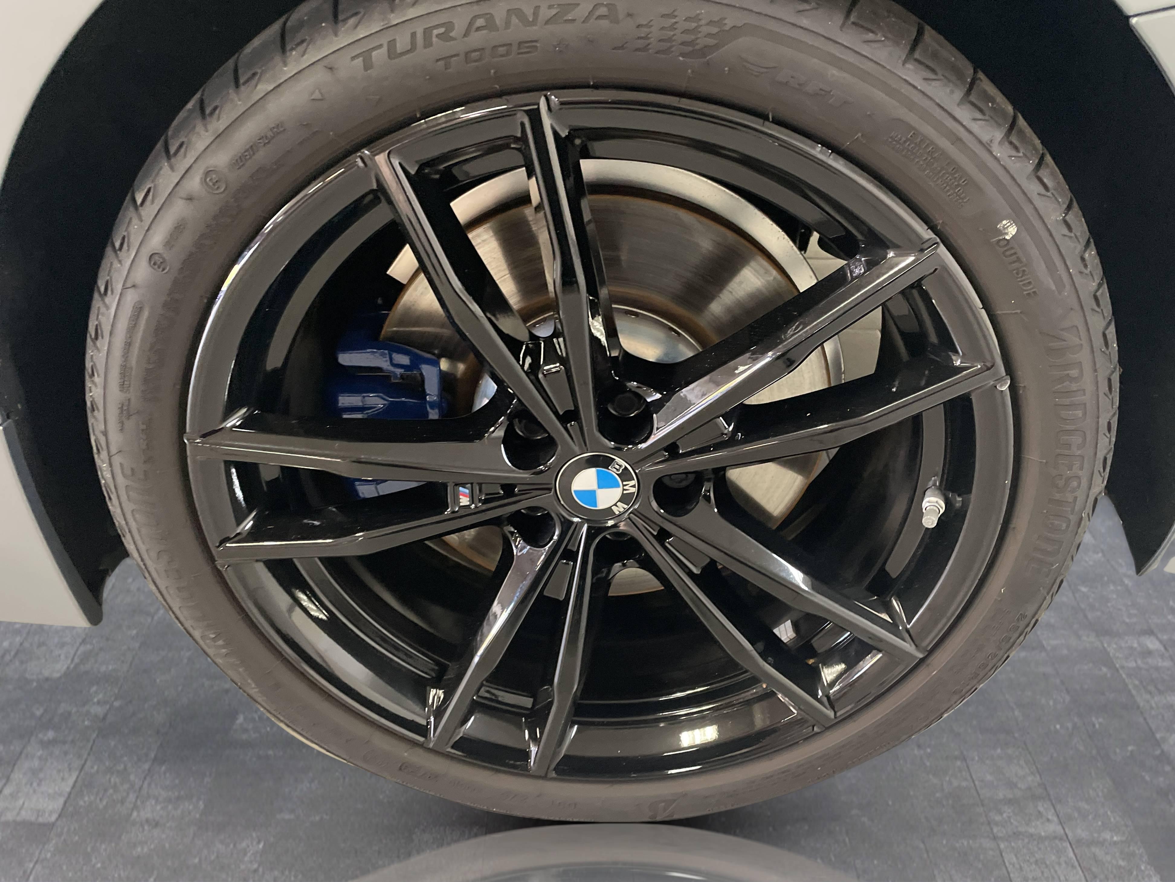 BMW 330 330i Sedan xDrive