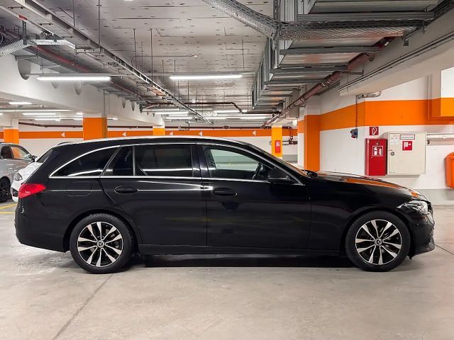 Mercedes-Benz C 220 C 220 d