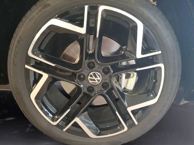 Volkswagen Tiguan 4Motion R-Line