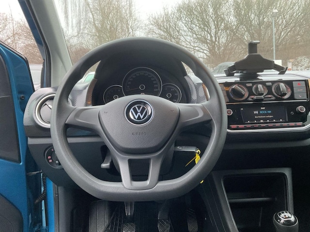 Volkswagen up! Move Move up!