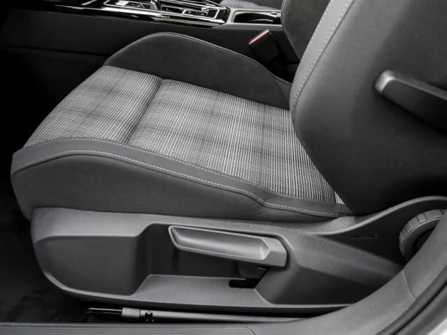 Volkswagen Golf GTE Golf VIII IQ.Drive