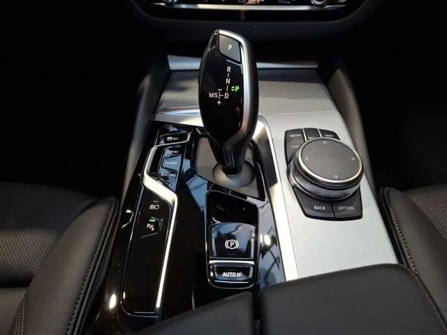 BMW 530 530e Touring