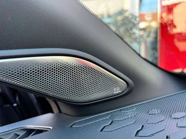 Toyota C-HR Hybride Lounge Plug-in