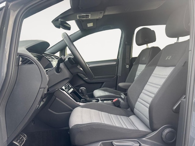 Volkswagen Touran 1.5 TSI DSG R-Line