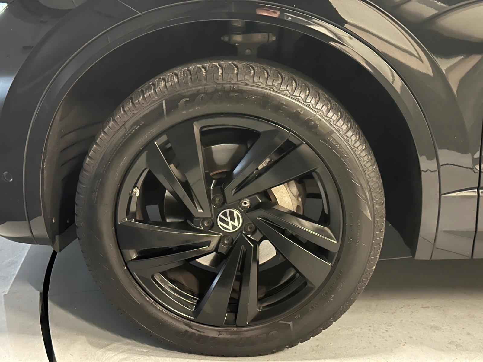 Volkswagen Touareg 4Motion R-Line Style