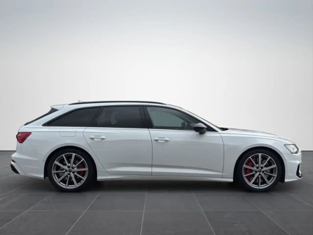 Audi S6 Avant
