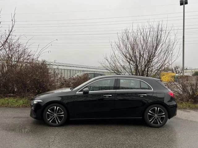 Mercedes-Benz A 180 Hatchback Progressive