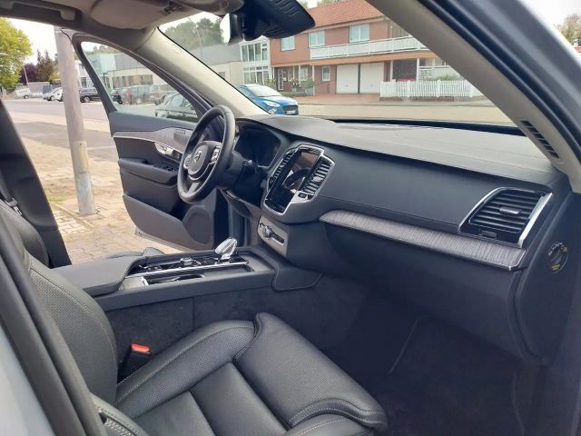 Volvo XC90 AWD Dark Plus Recharge