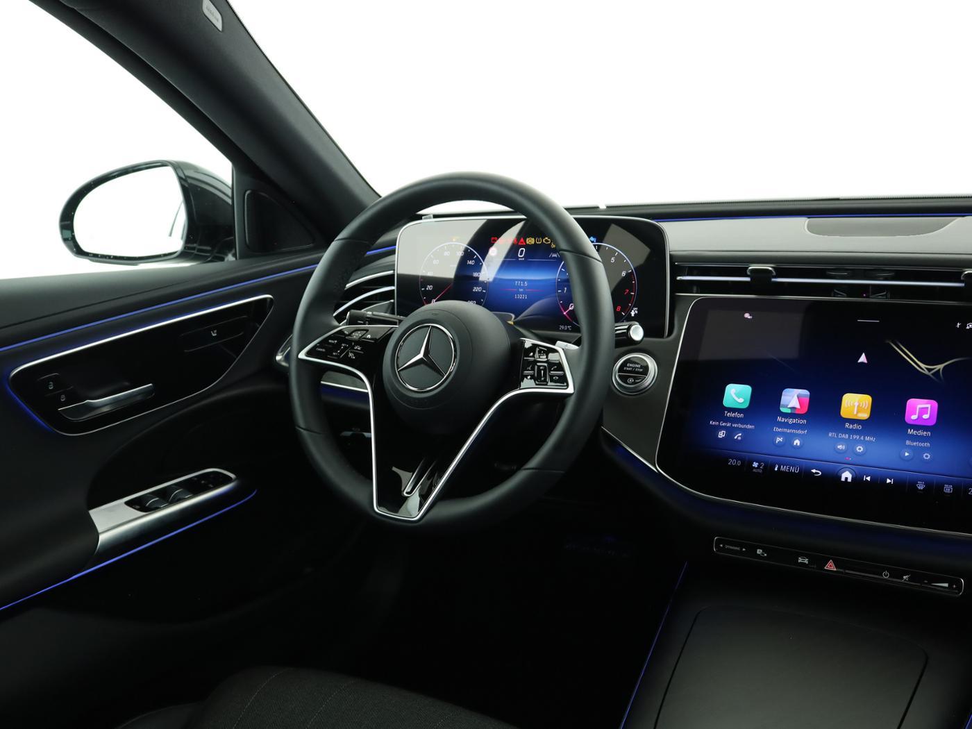 Mercedes-Benz E 200 AVANTGARDE Premium Sedan