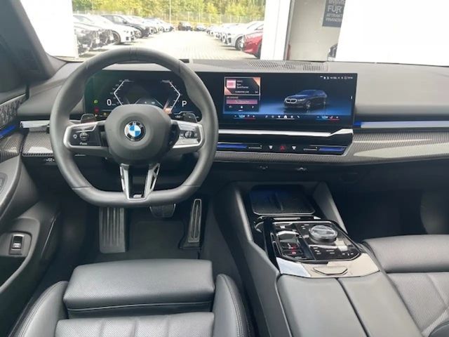 BMW 540 540d M-Sport Touring xDrive