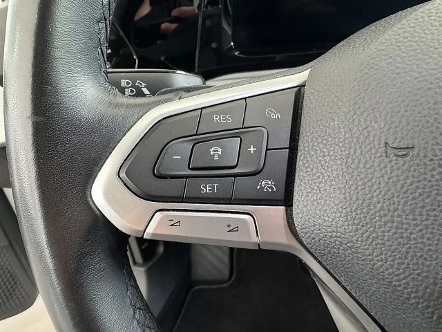 Volkswagen Golf DSG Life Variant