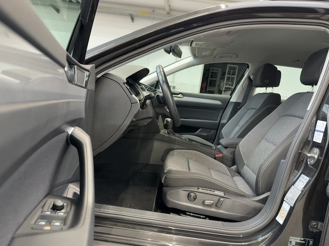 Volkswagen Passat 2.0 TDI Business DSG Variant