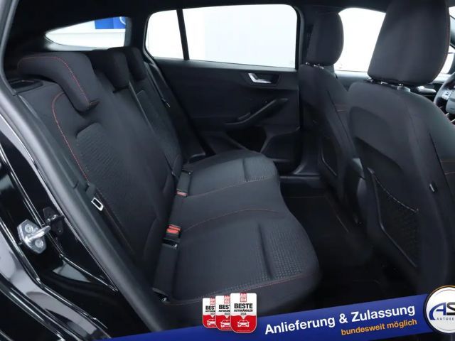 Ford Focus ST Line Wagon