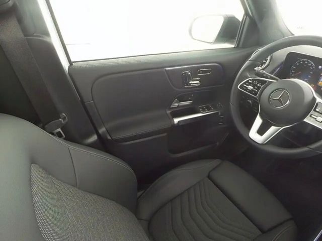 Mercedes-Benz EQB 300 4MATIC Advanced