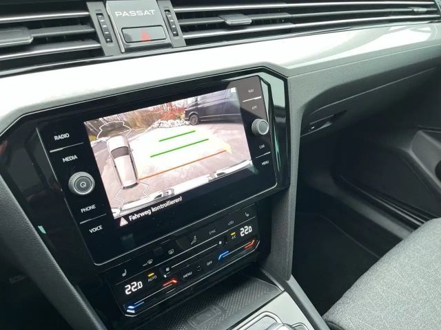 Volkswagen Passat 1.5 TSI Business DSG Variant