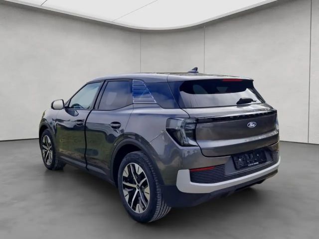 Ford Explorer Extended range RWD