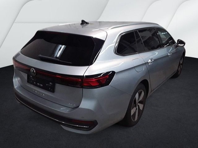 Volkswagen Passat 1.5 eTSI Business DSG Variant