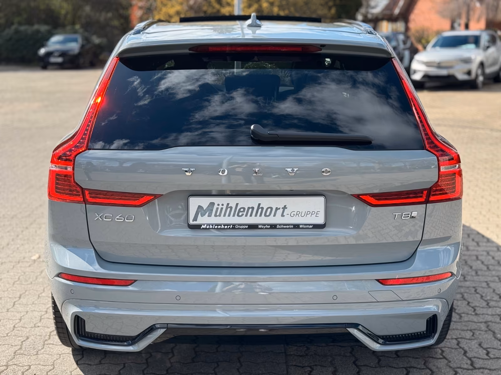 Volvo XC60 AWD Dark Plus T8