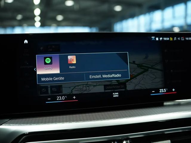 BMW 330 330d M-Sport Touring xDrive